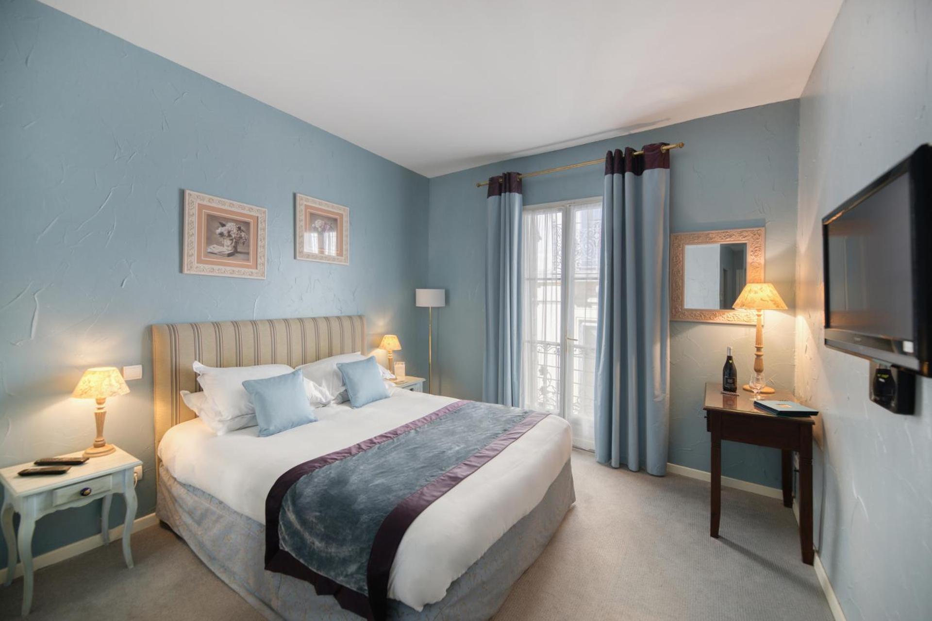 Hotel D'Aragon - Place De La Comedie Montpellier Dış mekan fotoğraf