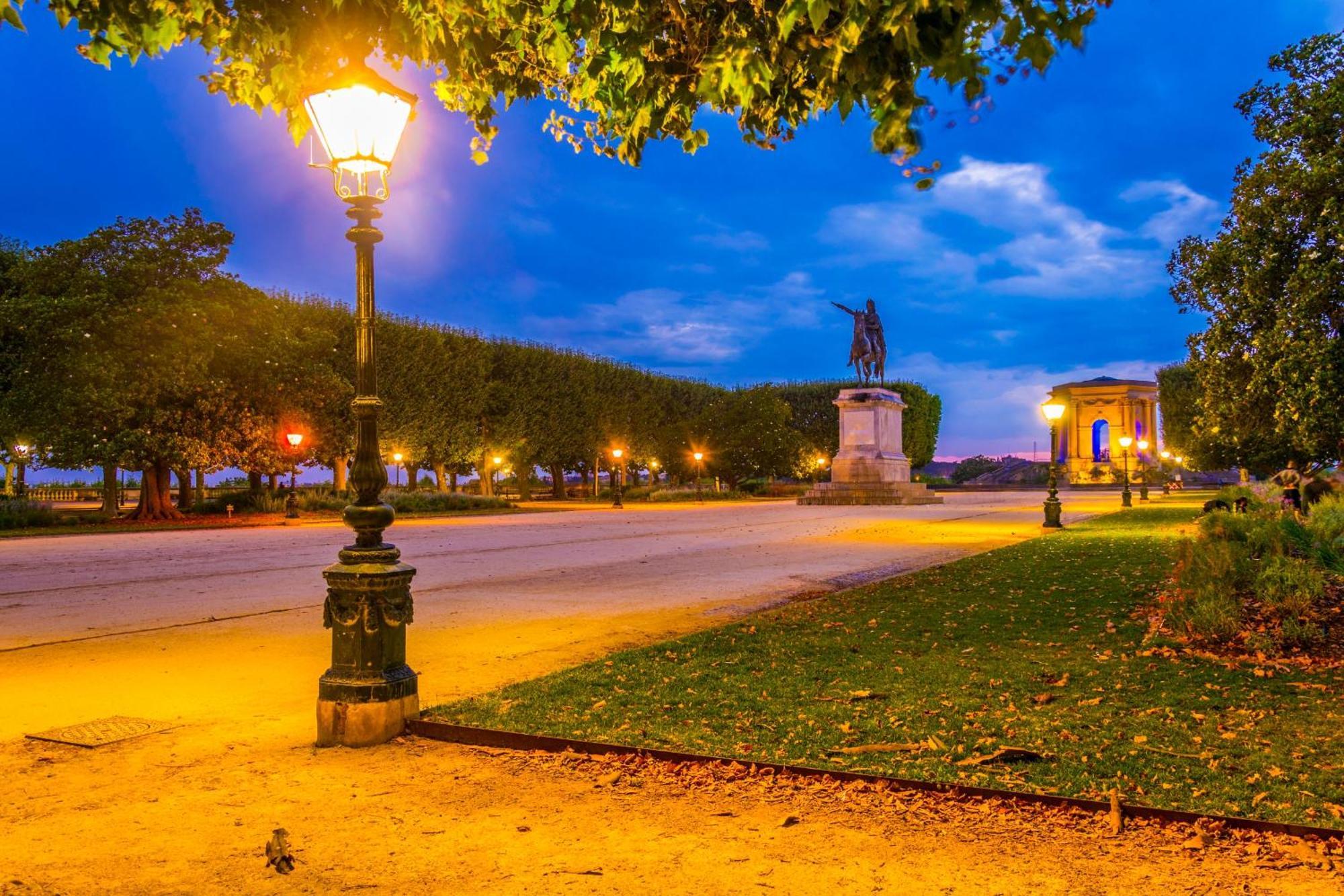 Hotel D'Aragon - Place De La Comedie Montpellier Dış mekan fotoğraf