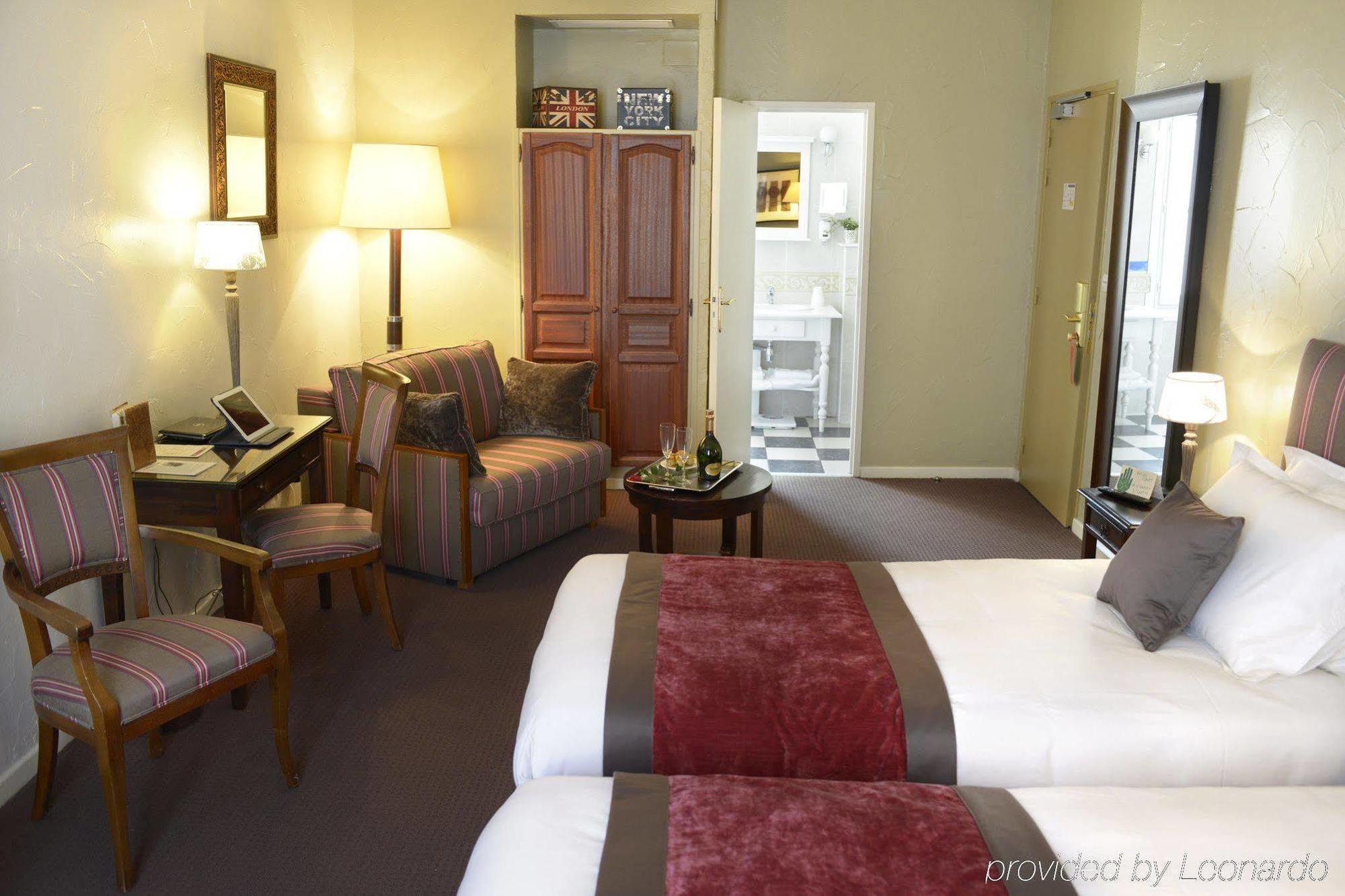 Hotel D'Aragon - Place De La Comedie Montpellier Dış mekan fotoğraf